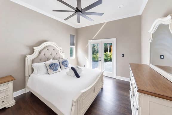 Luxury Pool Home in Riverview Tampa - Image 5